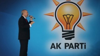 AK Parti beyannamesinde Kürt kelimesi sadece bir defa geçti