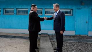 Kore'de sürpriz buluşma!