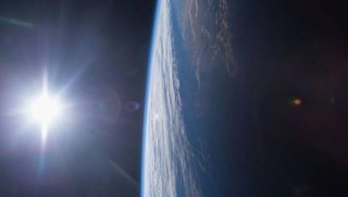 Einstein'ın izafiyet teorisi Güneş Sistemi dışında kanıtlandı