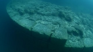 Van Gölü'nde yeni kale kalıntılarına rastlandı