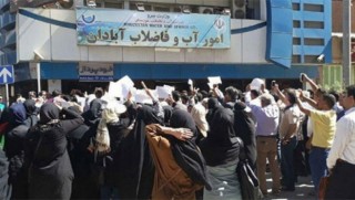 Kriz büyüyor... İran'da kirli sudan yüzlerce kişi zehirlendi!