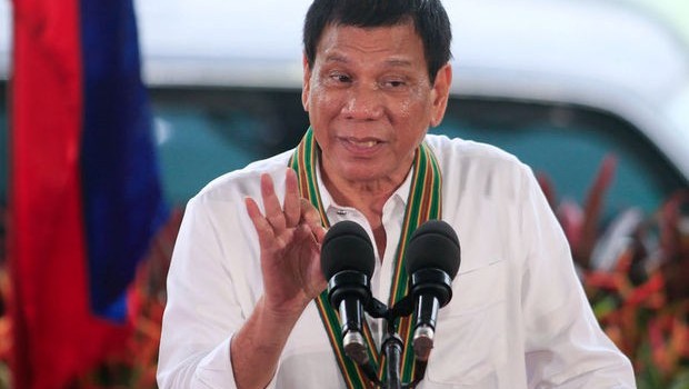 Duterte: Tanrı'nın varlığını kanıtlayan biri çıkarsa, istifa edeceğim