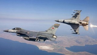 TSK, Güney Kürdistan'da bir bölgeyi ilk kez bombaladı