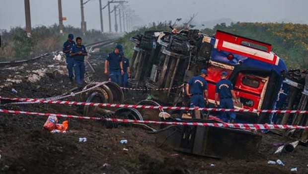 Tren kazasında hayatını kaybedenlerin sayısı 24’e yükseldi!