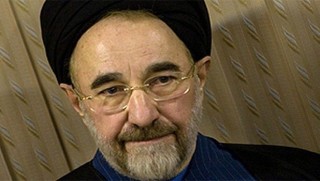 Hatemi’den itiraf gibi uyarı: İran'da rejim çöküyor