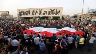 Irak'ta halk sokaklarda