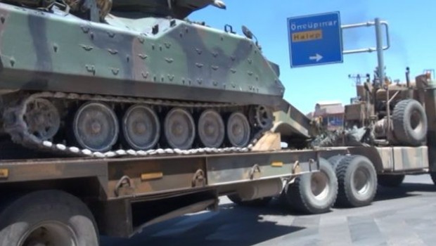 Sınıra askeri araç sevkiyatı