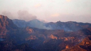 Cudi Dağı iki gündür aralıksız yanıyor