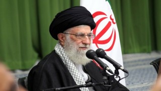 Hamaney: Bölgede kimse petrol ihraç edemez