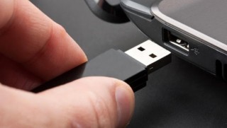 USB'deki Kürtçe şarkıya dava!