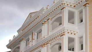 Malatya’da altın kaplamalı apartman görenleri hayrete düşürüyor