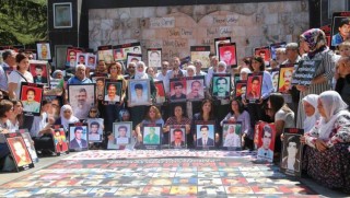 Diyarbakır’da kayıp yakınlarının eylemine ‘süresiz yasak’