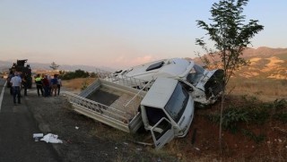 Dersim-Elazığ karayolunda kaza: 20 yaralı