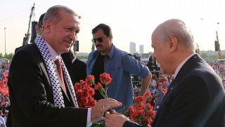 MHP'den büyükşehirler ve HDP belediyeleri için Ak Parti'ye yeşil ışık