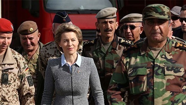 Almanya Savunma Bakanı Leyen Erbil'de