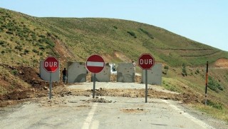 Hakkari'de 30 bölgeye yasak getirildi