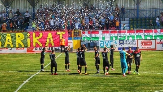 Amedspor, Manisaspor'a patladı