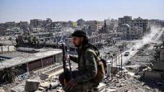 2600 kişiye ait toplu mezarlar bulundu 