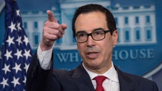 Mnuchin: İran'dan petrol ithal edenlerin muafiyet almaları daha zor olacak