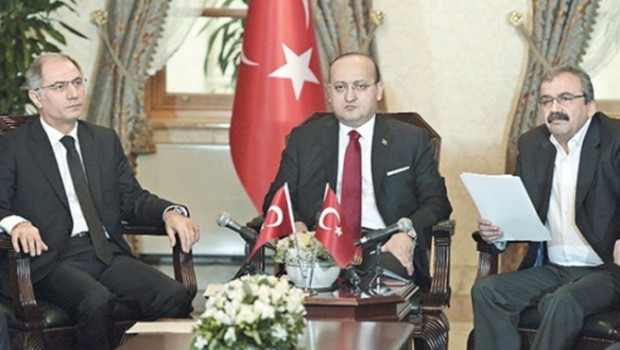 'Sentez', Kürt sorunu için 'yeni çözüm süreci' sinyali mi?