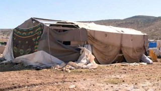 Şengal'e dönemeyen binlerce Ezidi bu kışı da çadırda geçirecek