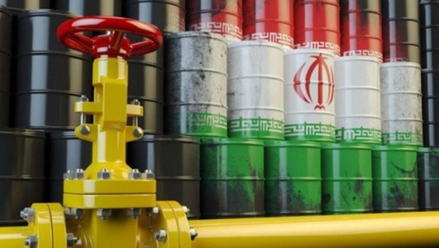 İran ambargoyu delmek için petrolü borsadan satıyor