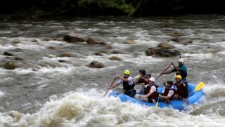 Eski gerillalar rafting rehberi oldu