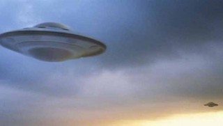 İrlanda'da pilotlardan UFO uyarısı