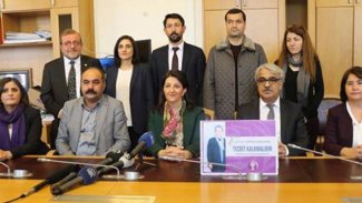 HDP’li 10 Vekil TBMM'de 'iki günlük' açlık grevine başladı