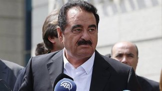 Tatlıses, AKP'ye üye oldu