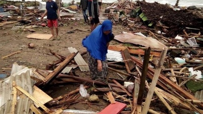 Endonezya'da tsunami: 168 ölü 584 yaralı