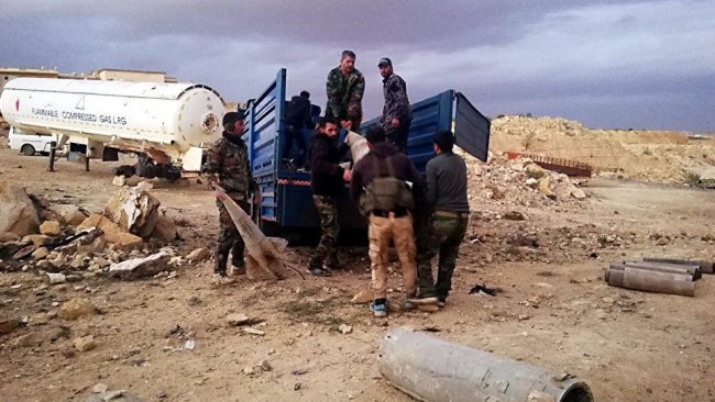 Irak'tan Suriye'deki IŞİD hedeflerine hava saldırısı
