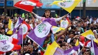 HDP İzmir ilçelerinden aday çıkaracak mı?