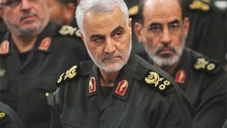 Zarif'e destek veren Kasım Süleymani, istifa sebebi açıkladı