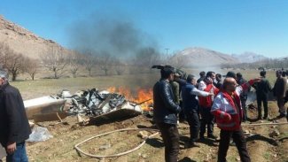 İran'da ambulans helikopter düştü: 5 ölü