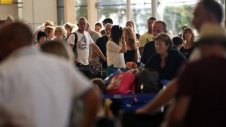 Times: Türkiye turistlere 'Erdoğan'ı eleştirirseniz tutuklanırsınız' diyor