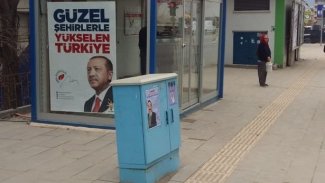 Seçim Kurulu'ndan Dersim kararı: AKP afişleri kaldırılacak