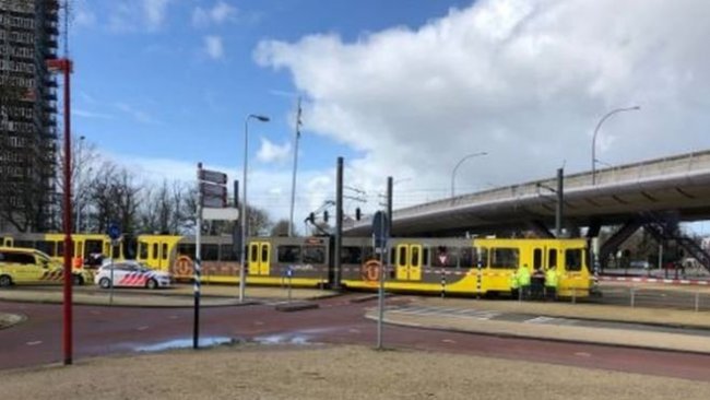 Hollanda'nın Utrecht kentinde tramvayda silahlı saldırı