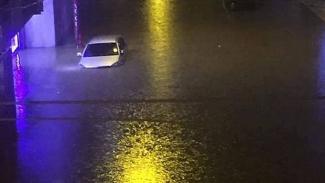 Cizre sular altında kaldı