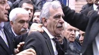 Ahmet Türk’ü yumruklayan saldırgana ne olmuştu?