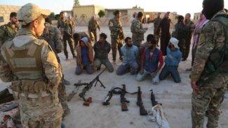 DSG ve YPJ'den çölde ortak operasyon