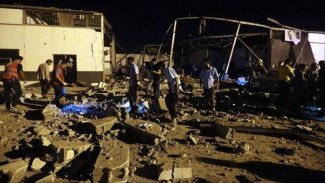 Göçmen kampına saldırı: 40 ölü, 80 yaralı