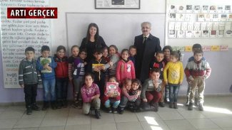 Okul müdüründen öğretmene: Kürtçe konuşamazsın