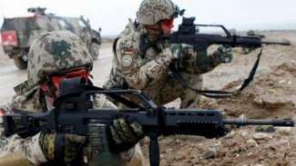 Eski Almanya Dışişleri Bakanı'ndan hükümete 'Suriye' uyarısı