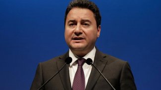 Yeni parti kurması beklenen Ali Babacan'dan medya atılımı