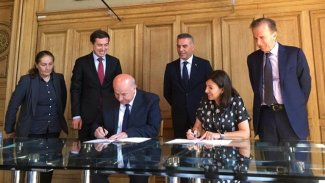 Erbil ile Paris kardeş şehir oldu