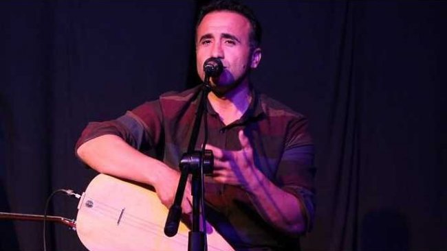 Kürt sanatçı Mem Ararat'ın Van konserine izin verilmedi