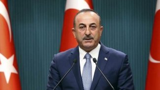 Çavuşoğlu: Suriye'de rejim ateşle oynamasın