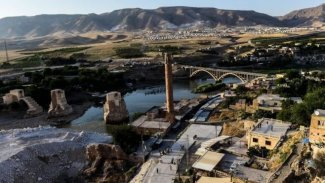 Economist: Tarihi sular altında bırakmak