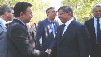 Babacan ve Davutoğlu aylar sonra ilk kez buluştu